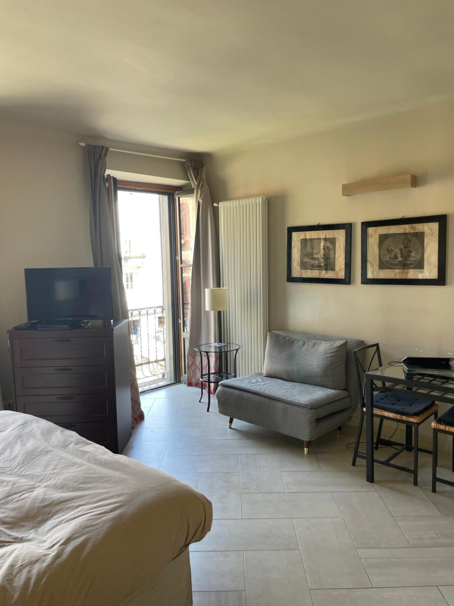 Ripa39 - Ampio Monolocale Affaccio Naviglio Grande Milano